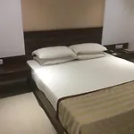 The Lotus Hotel Sameera